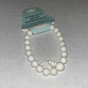Power Bead Money‎ Mother Of Pearl White Bracelet Made In Taiwan E4